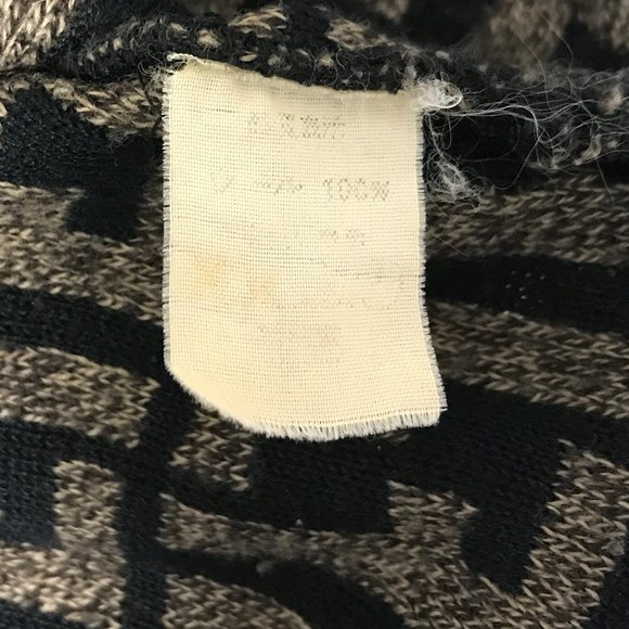 👉SOLD  Fendi Vintage Sweater Mock Neck Logo - Picture 13 of 13